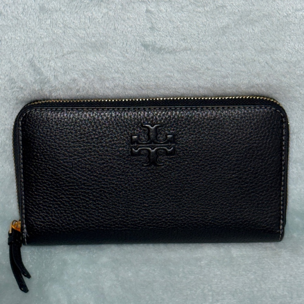 Tory Burch Black Pebbled Leather Thea Zip Continental Wallet